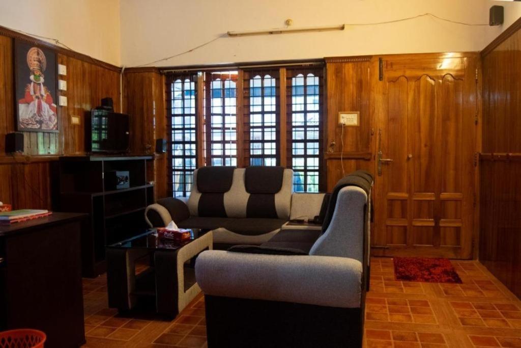 Texas Guest House Thiruvananthapuram Exterior foto